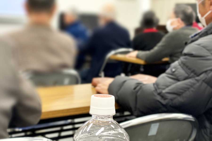免許更新の講義イメージ（画像：写真AC）