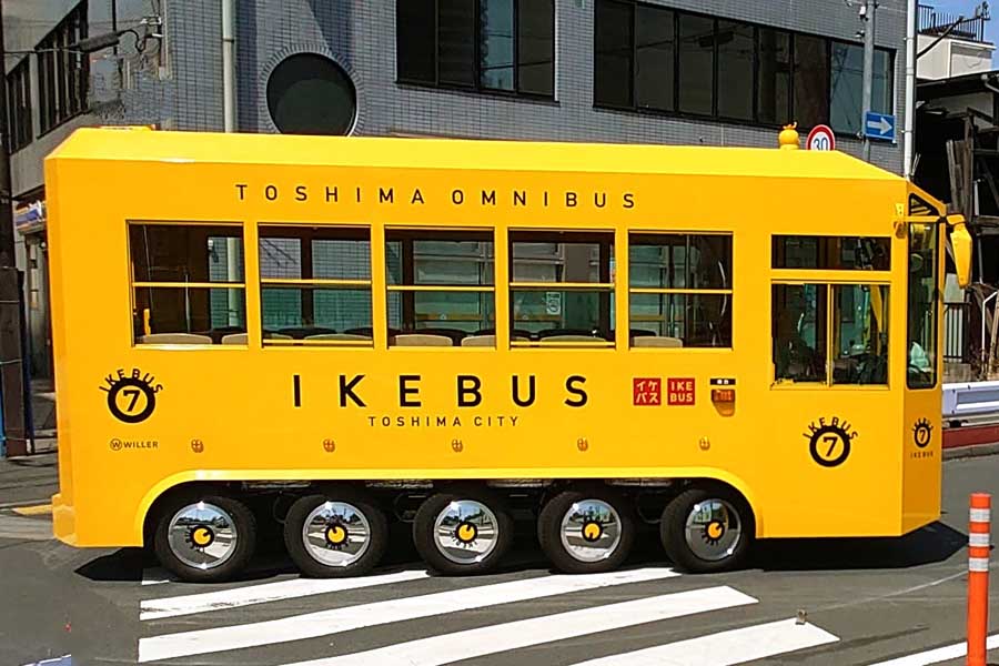 地域を走るさまざまなコミバス（画像：写真AC）