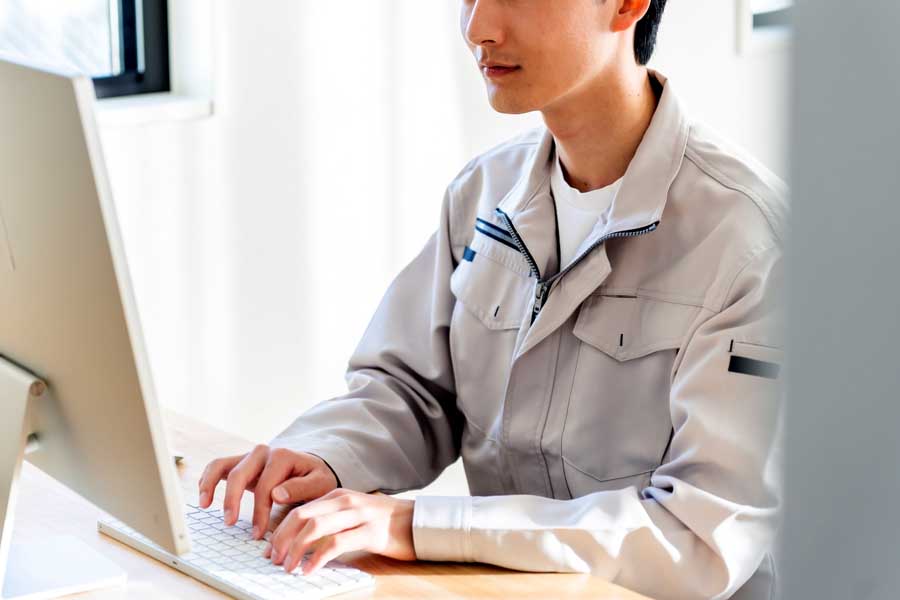 若手社員のイメージ（画像：写真AC）