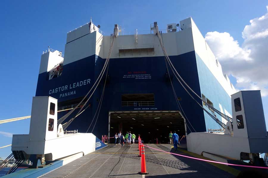 自動車運搬船（画像：写真AC）