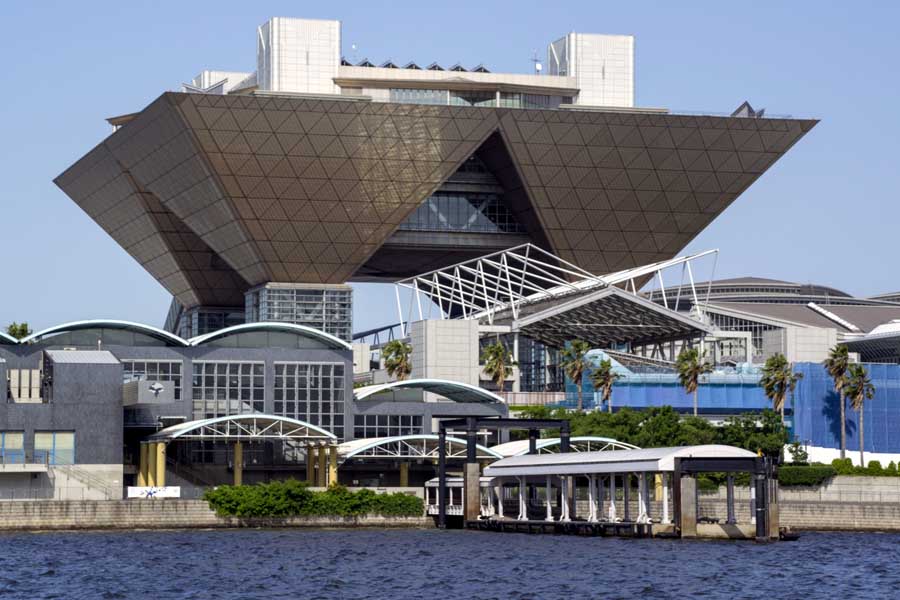 2011年以降開催されていた東京ビッグサイト（画像：写真AC）