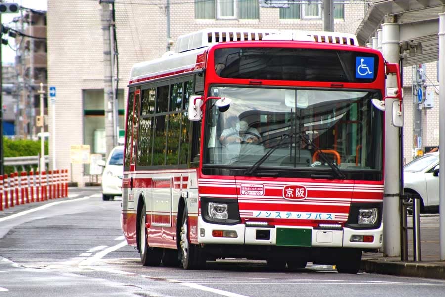 路線バスのイメージ(画像:写真AC)