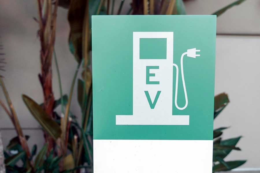 EV充電(画像:Pexels)