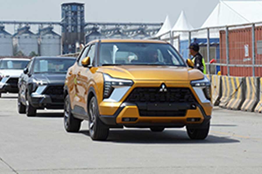 ミツビシ・モーターズ・クラマ・ユダ・インドネシアで生産する新型コンパクトSUV「エクスフォース」（画像：三菱自動車）