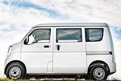 【画像】12月発売！ 日産の車中泊用「NV200バネット MYROOM」を見る