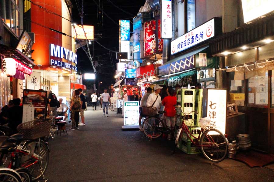 庶民的な店舗のイメージ(画像:写真AC)