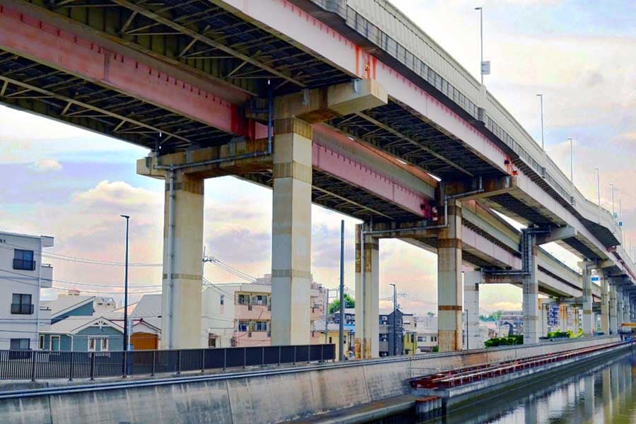 老朽化が進む首都高6号線(画像:写真AC)