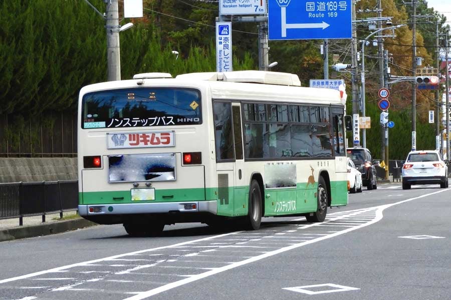 路線バス(画像:写真AC)
