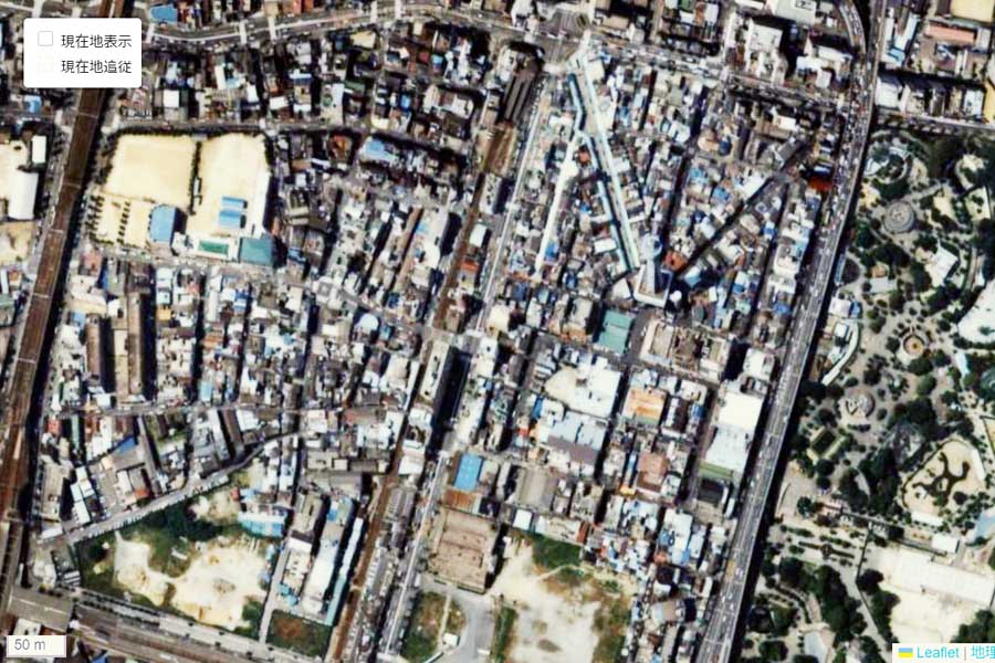 1985年頃に撮影された「通天閣」周辺の航空写真（画像：国土地理院）