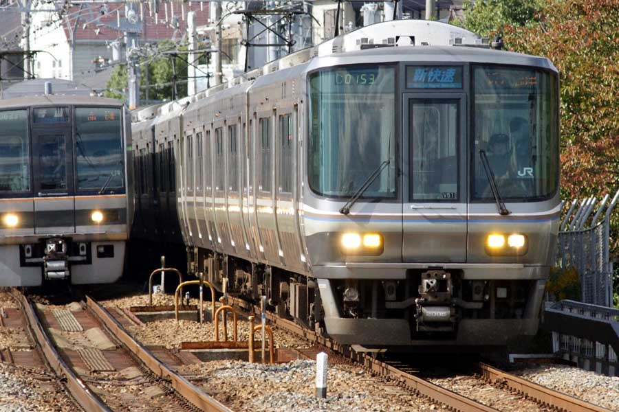 JR西日本の新快速(画像:写真AC)