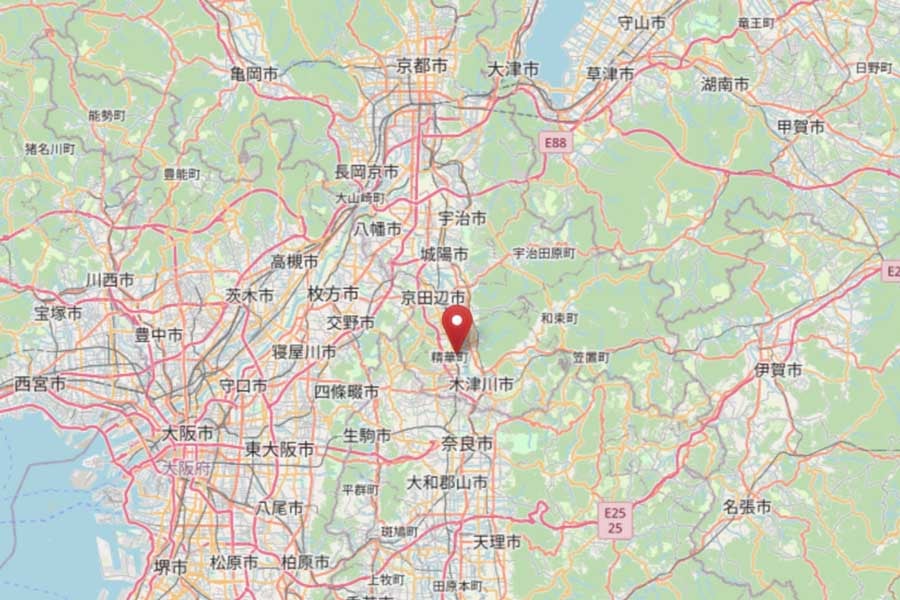 新祝園駅の位置（画像：OpenStreetMap）