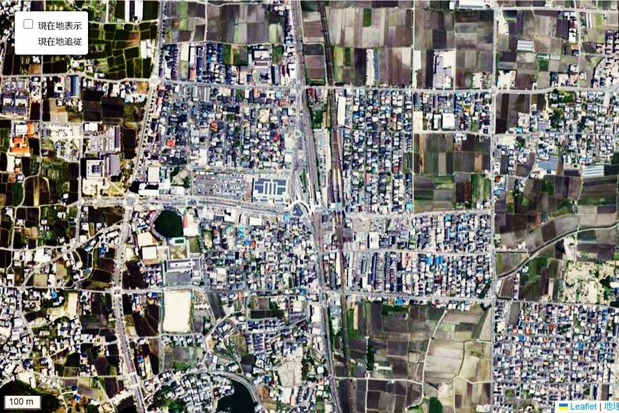 現在の新祝園駅の航空写真（画像：国土地理院）