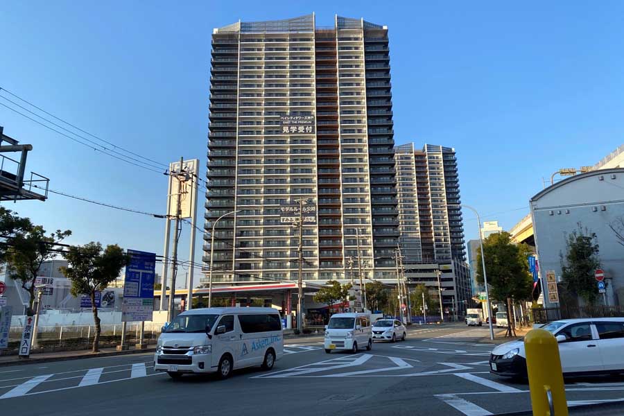 ウォーターフロントに登場したタワマン（画像：高田泰）