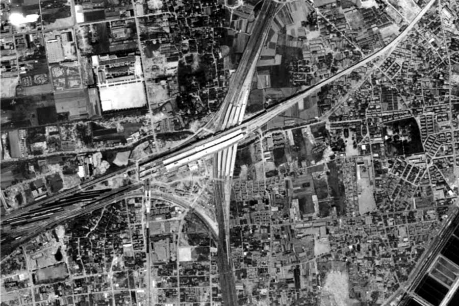 1963年頃の「新大阪駅」周辺の航空写真（画像：国土地理院）