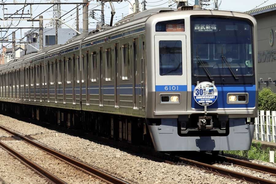 鉄道(画像:写真AC)
