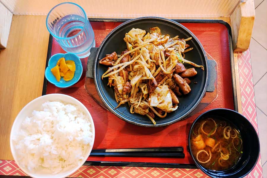 サービスエリア（画像：写真AC）