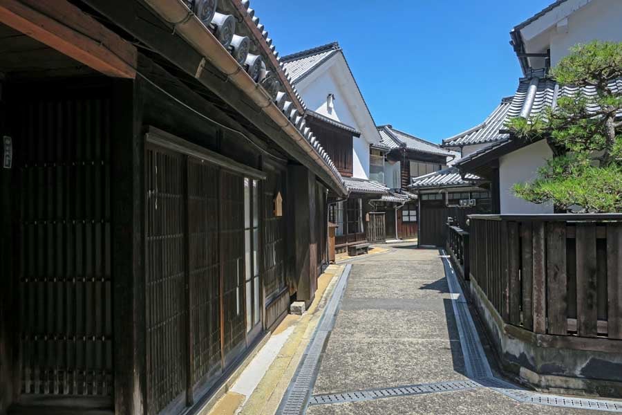 大崎下島の街並み（画像：写真AC）