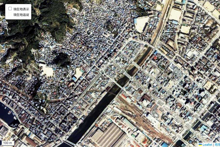 1980年頃の「呉駅」周辺の航空写真（画像：国土地理院）