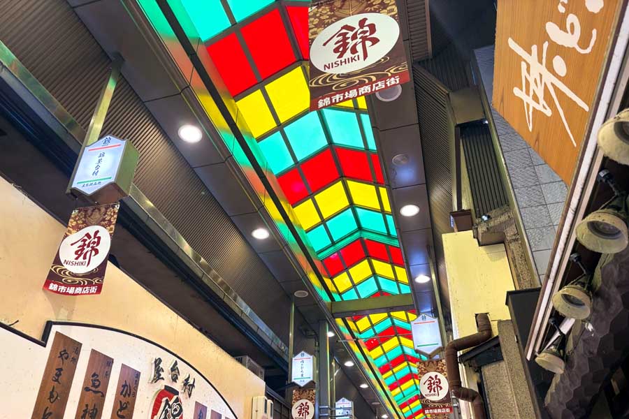 アーケード商店街（画像：写真AC）