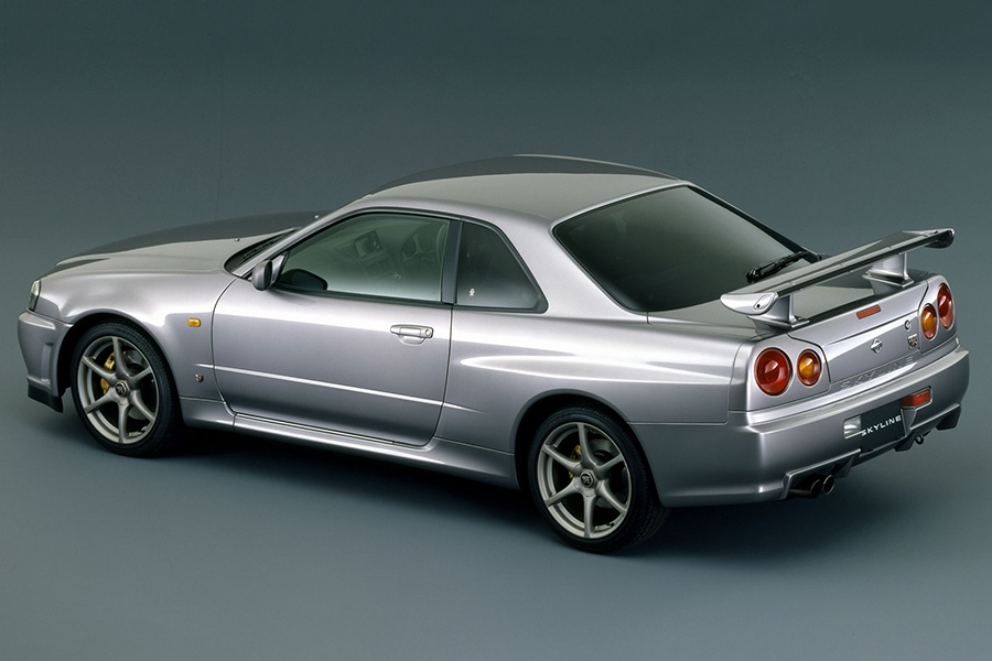 BNR34 スカイラインGT-R（画像：日産自動車）