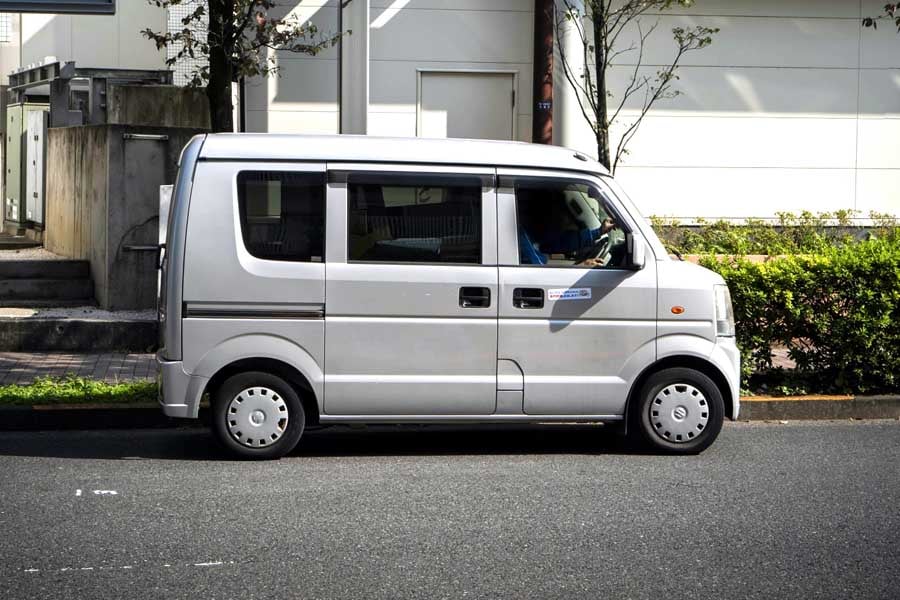 軽バン(画像:写真AC)
