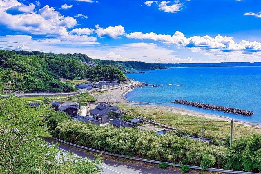 佐渡島(画像:写真AC)