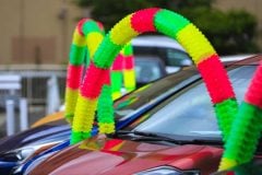 街の中古車店で20万円の「激安軽自動車」を見かけました！ 買って大丈夫でしょうか？ そもそもなぜこんなに安いのでしょうか