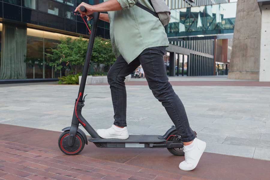 電動キックボード（画像：写真AC）