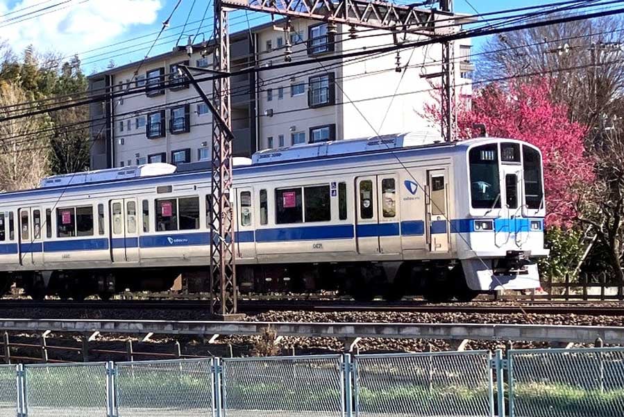 鉄道(画像:写真AC)