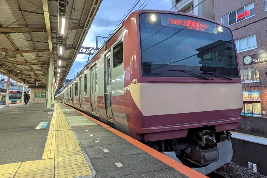 鉄道(画像:写真AC)