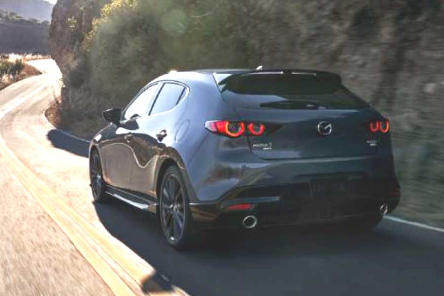 マツダ3ハッチバック（画像：MAZDA NORTH AMERICAN OPERATIONS）