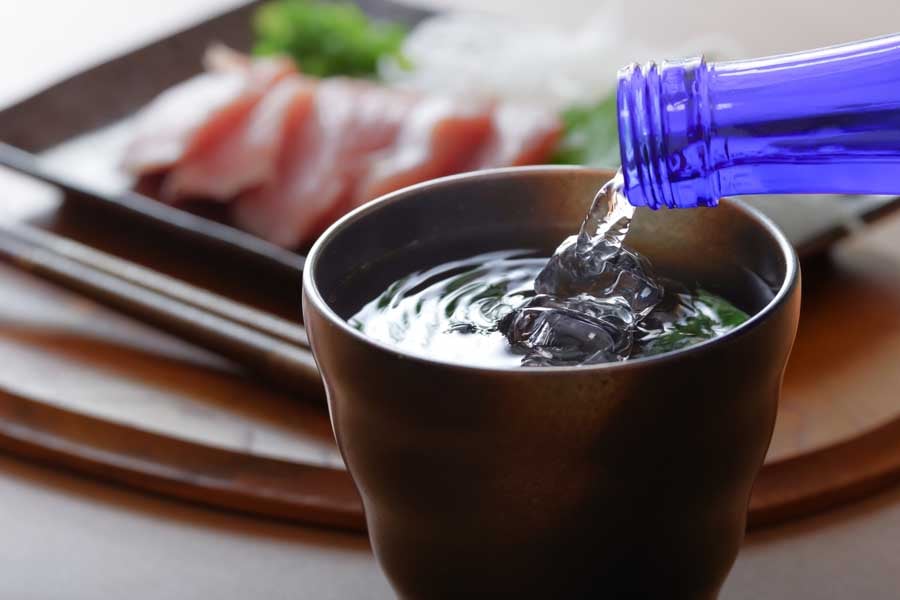 森以蔵 JAL 村尾 ANA 720ml 各2本の4本セット Amazon.co.jp: 森伊蔵 720ml JAL、村尾 750ml ANA 飲み比べ