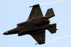 【画像】マジ！？ これが「自衛官の年収」です！ グラフで見る