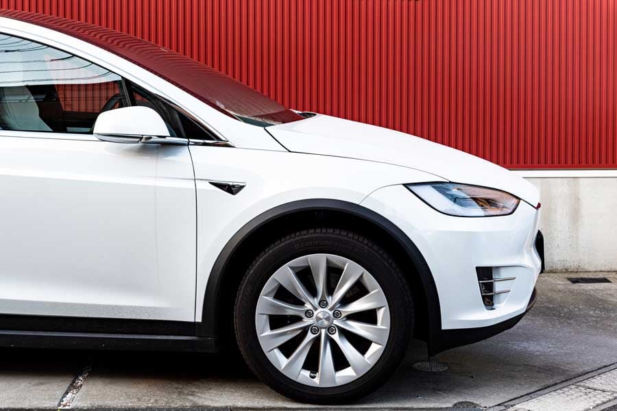 米国製の電気自動車（画像：写真AC）