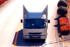 「荷主強すぎ」「安請け合いしすぎ」 物流危機2025！ 悪循環を断つには？ なぜ荷主・運送会社双方に問題があるのか