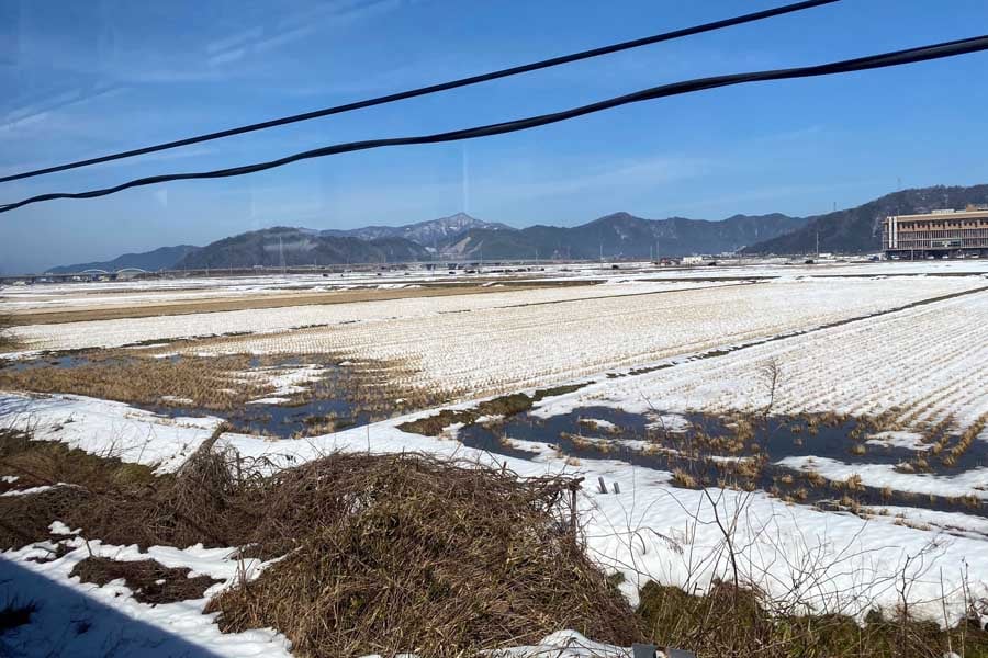 北陸新幹線の新駅設置が計画される東小浜駅周辺(画像:高田泰)