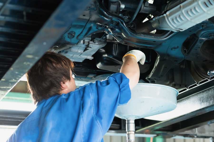 自動車整備業の概要（画像：日本自動車整備振興会連合会）