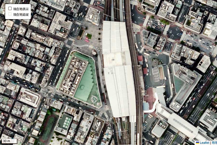 現在の「新橋駅」周辺の航空写真（画像：国土地理院）