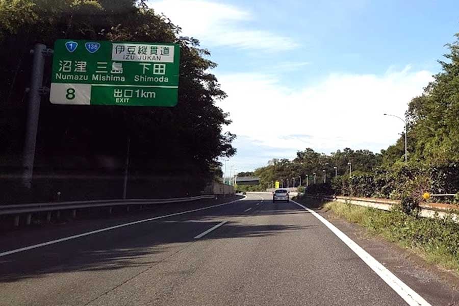 東名は全線が開通してから半世紀以上が経過した(画像:都野塚也)