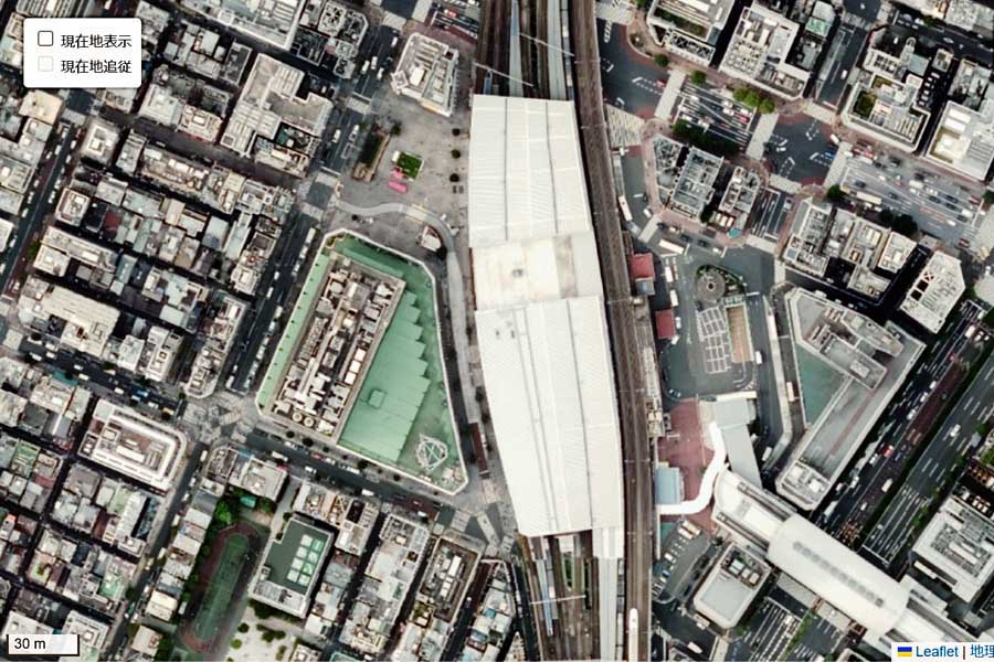 現在の「新橋駅」周辺の航空写真（画像：国土地理院）