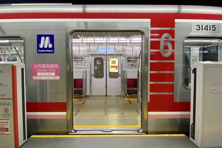 女性専用車両のイメージ（画像：写真AC）