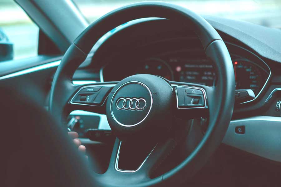 自動車（画像：Pexels）