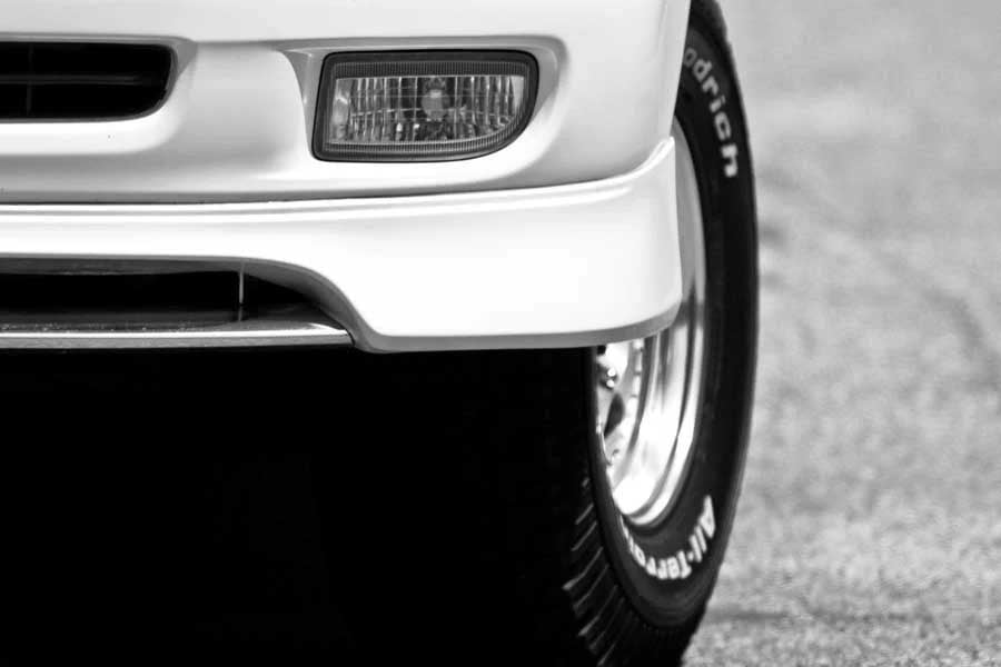 自動車(画像:写真AC)