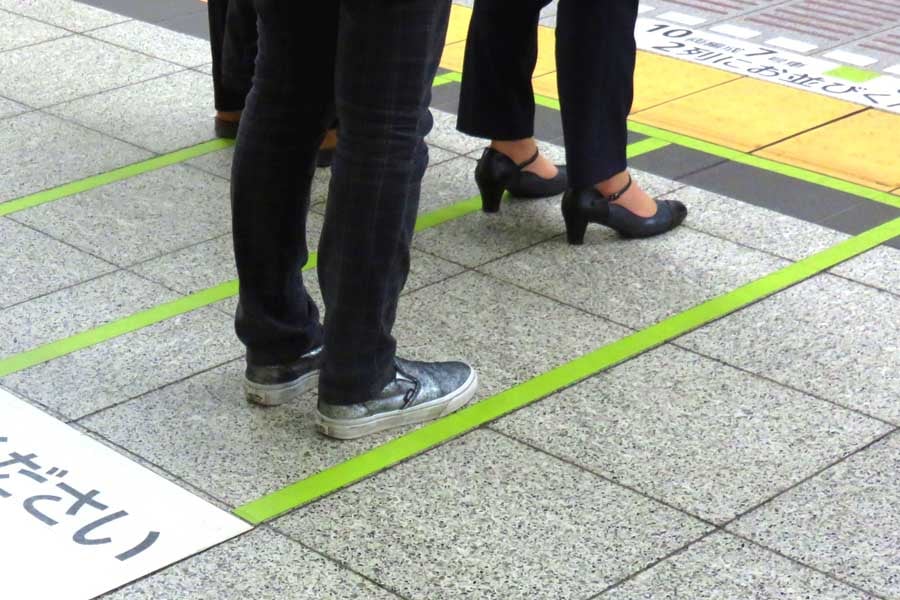 並ぶ人のイメージ(画像:写真AC)
