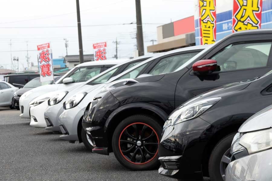 20年で最悪の危機？ 沈みゆく「中古車市場」 登録車0.8%増も過去“ワースト3” 背景にある構造的要因とは？