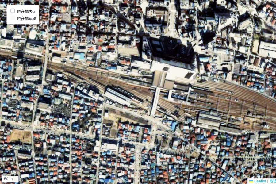 1985年頃の八王子駅周辺の航空写真（画像：国土地理院）