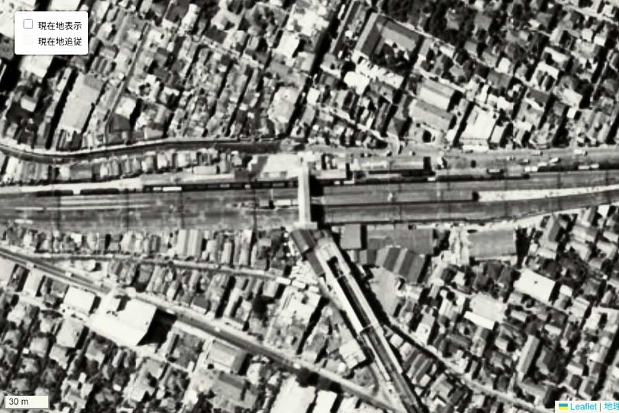 1963年頃の吉祥寺駅周辺の航空写真（画像：国土地理院）