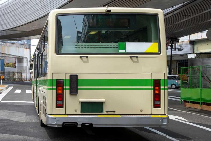 路線バス（画像：写真AC）