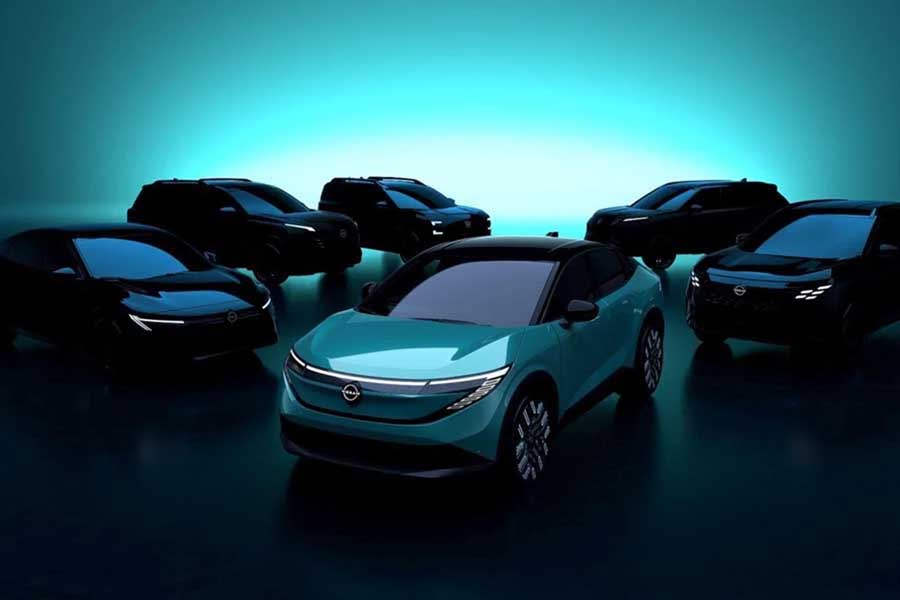 米国日産の新型ラインアップ。ティーザーイメージ（画像：日産自動車）