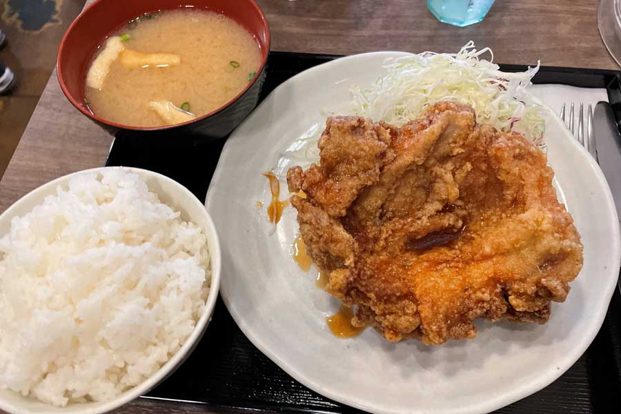 外食イメージ(画像:写真AC)